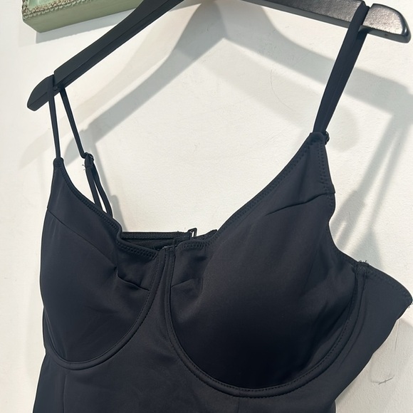 Brand new Good American Plus XXL Scuba Show Off One-Piece Swimsuit black solid - Picture 3 of 9